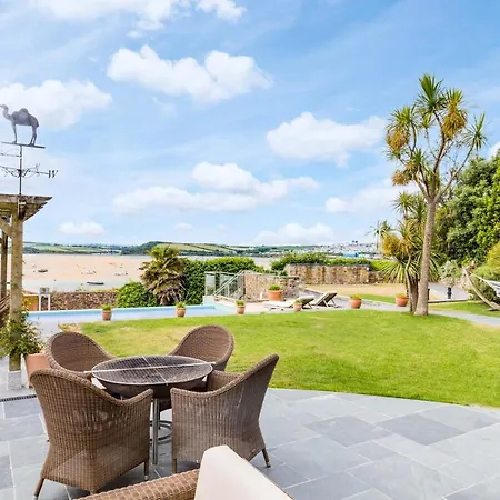 Holiday home Camel Point